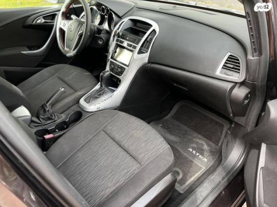 אופל אסטרה Enjoy סטיישן אוט' 1.4 (140 כ"ס) בנזין 2014 למכירה בתל אביב יפו