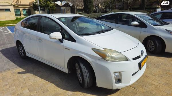 טויוטה פריוס GLI הייבריד אוט' 1.8 (99 כ"ס) בנזין 2011 למכירה באופקים