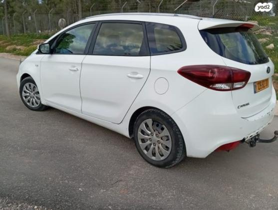 קיה קארנס LX אוט' 7 מק' 2.0 (166 כ"ס) בנזין 2017 למכירה בלב יתיר