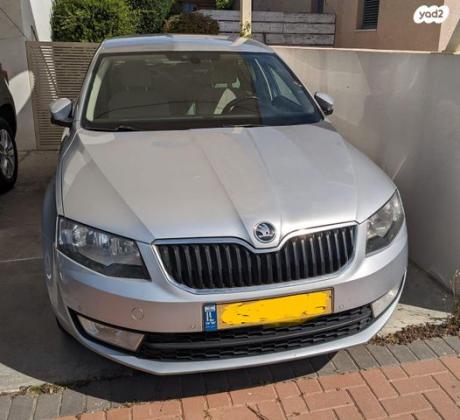 סקודה אוקטביה Style אוט' 1.4 (150 כ"ס) בנזין 2015 למכירה בכפר מנחם