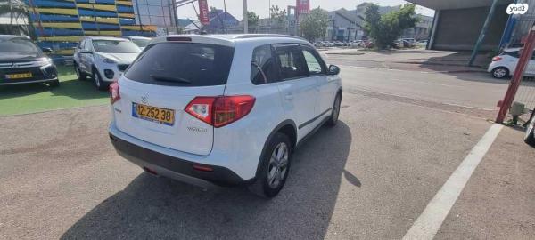 סוזוקי ויטרה GLX אוט' 1.6 (120 כ''ס) בנזין 2016 למכירה בכפר סבא
