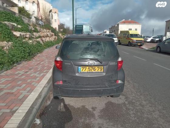 טויוטה ספייס ורסו GLI אוט' 1.3 (99 כ"ס) בנזין 2012 למכירה בקרית גת