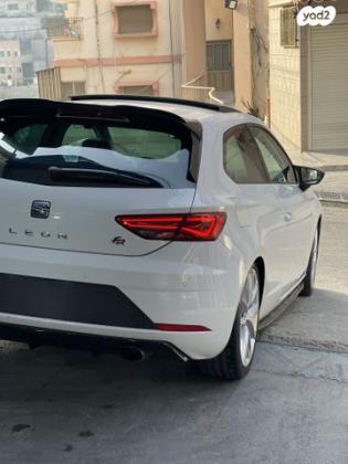 סיאט לאון FR Plus אוט' 3 דל' 1.8 (180 כ"ס) בנזין 2018 למכירה בנצרת