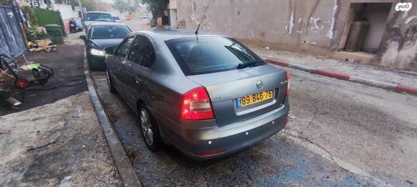 סקודה אוקטביה Ambiente אוט' 1.2 (105 כ''ס) בנזין 2012 למכירה בעלי זהב
