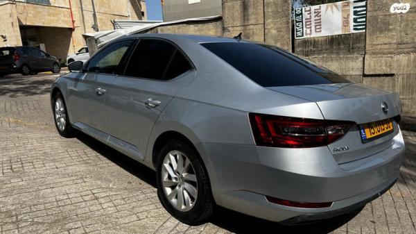 סקודה סופרב (עד 2019) Ambition אוט' 1.8 (180 כ''ס) בנזין 2016 למכירה בפרדסיה