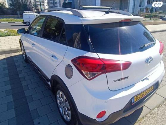 יונדאי i20 קרוס Cross Inspire אוט' 1.4 (100 כ"ס) בנזין 2016 למכירה בנתניה