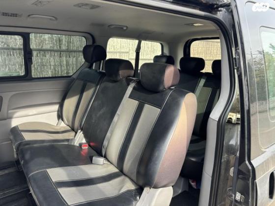 יונדאי i800 GLS CRDI מיניבוס ידני דיזל 8 מק' 2.5 (136 כ"ס) דיזל 2013 למכירה בפרדס חנה כרכור