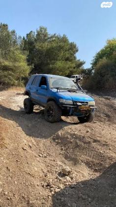 קיה ספורטז' 4X4 DLX אוט' 2.0 (128 כ''ס) בנזין 2000 למכירה בבת ים
