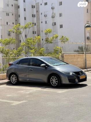 הונדה סיוויק האצ'בק החדשה Comfort אוט' 1.8 (142 כ''ס) בנזין 2016 למכירה בבאר שבע