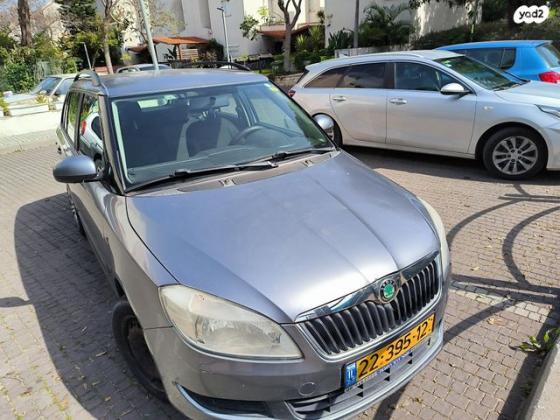 סקודה פאביה ספייס Ambiente אוט' 1.2 (105 כ''ס) בנזין 2012 למכירה ברחובות
