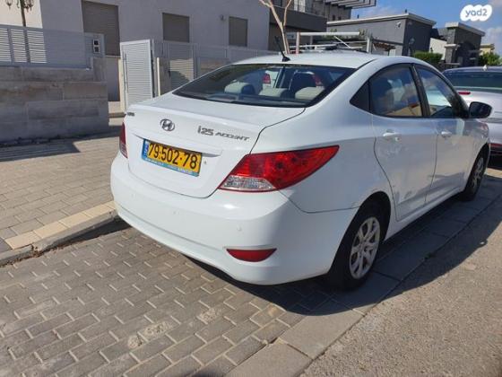 יונדאי i25 Inspire אוט' 1.4 (109 כ''ס) בנזין 2012 למכירה בלוד