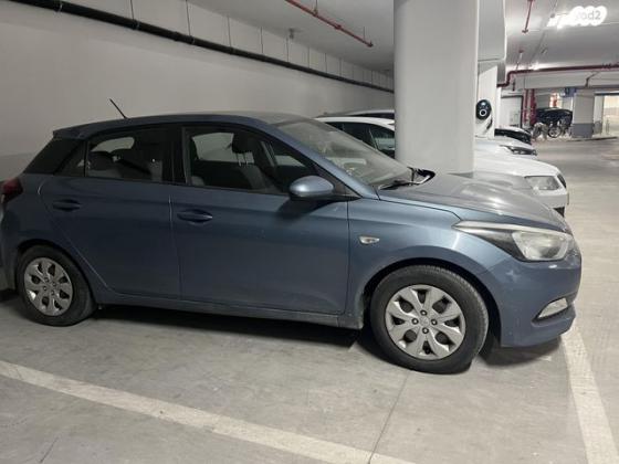 יונדאי i20 Insight ידני 1.2 (85 כ"ס) בנזין 2016 למכירה בגדרה