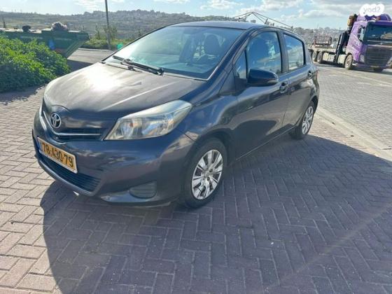 טויוטה יאריס Sol אוט' 1.3 (99 כ"ס) בנזין 2012 למכירה בירושלים