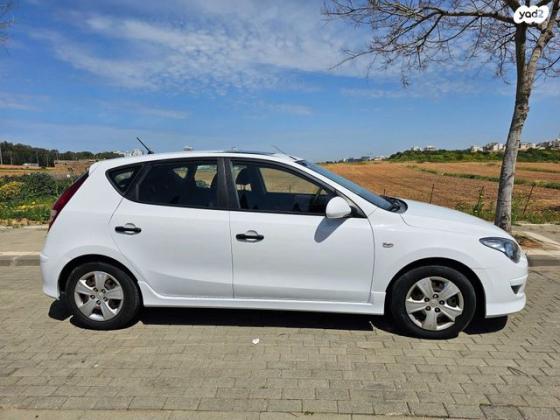 יונדאי i30 Inspire אוט' 1.6 (126 כ''ס) בנזין 2012 למכירה בנתניה