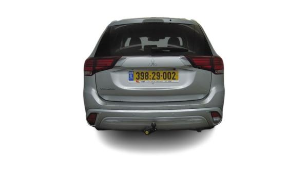 מיצובישי אאוטלנדר Intense אוט' 7 מק' 2.0 (150 כ"ס) בנזין 2021 למכירה ב