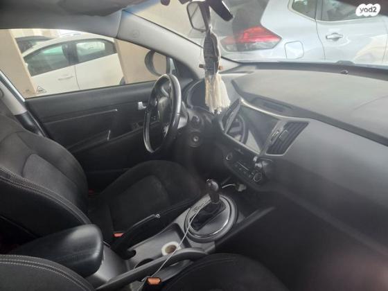 קיה ספורטז' Urban אוט' 2.0 (166 כ''ס) בנזין 2015 למכירה בעתלית