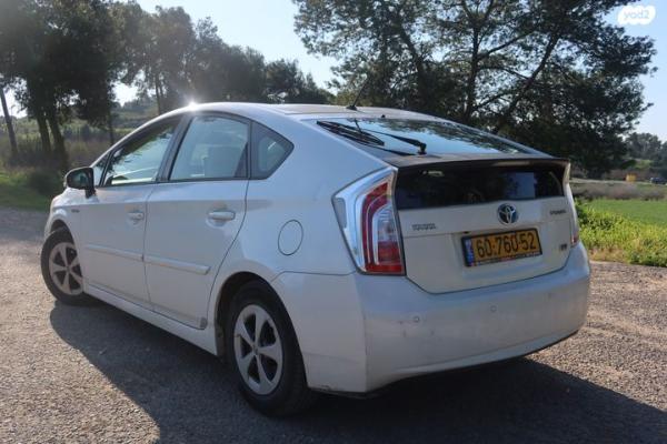 טויוטה פריוס GLI הייבריד אוט' 1.8 (99 כ"ס) בנזין 2013 למכירה בירושלים