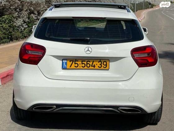 מרצדס A-Class A180 Urban אוט' 1.6 (122 כ"ס) בנזין 2017 למכירה בנתניה