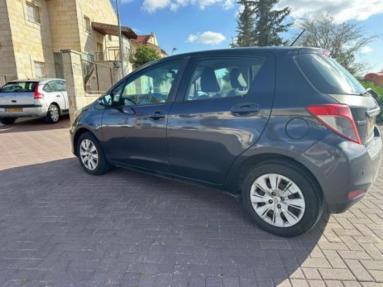 טויוטה יאריס Sol אוט' 1.3 (99 כ"ס) בנזין 2012 למכירה בירושלים