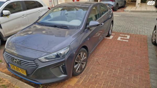 יונדאי איוניק Premium הייבריד אוט' 1.6 (141 כ"ס) בנזין 2018 למכירה בכפר סבא