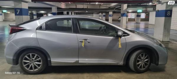 הונדה סיוויק האצ'בק החדשה Comfort אוט' 1.8 (142 כ''ס) בנזין 2016 למכירה בתל אביב יפו