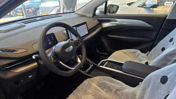 ג'ילי - Geely Geometry C 480Pure אוט' חשמלי (204 כ"ס) חשמלי 2024 למכירה בראשון לציון