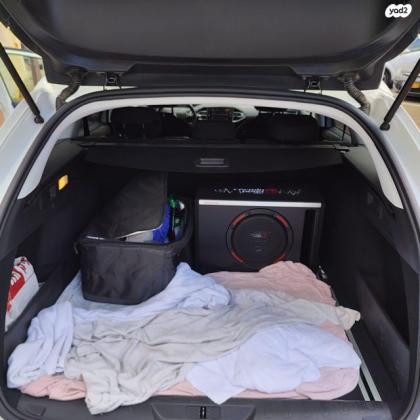 פיג'ו 308 Active SW סטיישן אוט' 1.2 (130 כ''ס) בנזין 2018 למכירה במודיעין מכבים רעות