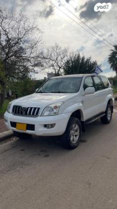 טויוטה לנד קרוזר ארוך 4X4 Luxury אוט' דיזל 8 מק' 3.0 (166 כ''ס) דיזל 2007 למכירה בברק