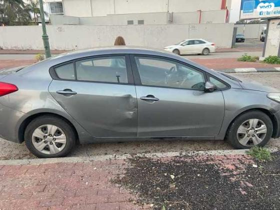 קיה פורטה LX אוט' 1.6 (130 כ''ס) בנזין 2016 למכירה בחולון