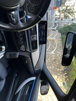 ב.מ.וו סדרה 3 330E IPer Exclusive הייבריד אוט' 2.0 (252 כ"ס) היברידי חשמל / בנזין 2018 למכירה בתל אביב יפו