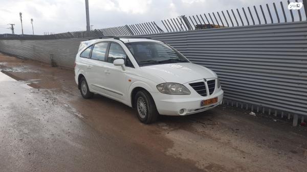 סאנגיונג רודיוס DLX אוט' דיזל 7 מק' 2.7 (165 כ''ס) דיזל 2010 למכירה במודיעין מכבים רעות