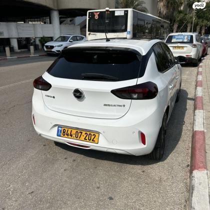אופל קורסה Elegance אוט' חשמלי (136 כ''ס) חשמלי 2022 למכירה בתל אביב יפו