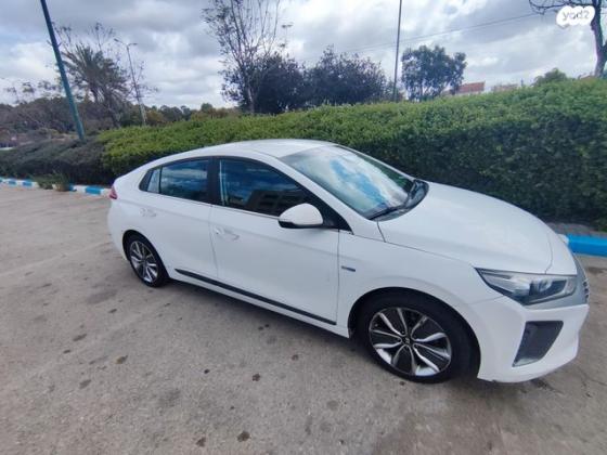 יונדאי איוניק Premium הייבריד אוט' 1.6 (141 כ"ס) בנזין 2018 למכירה בכפר יונה