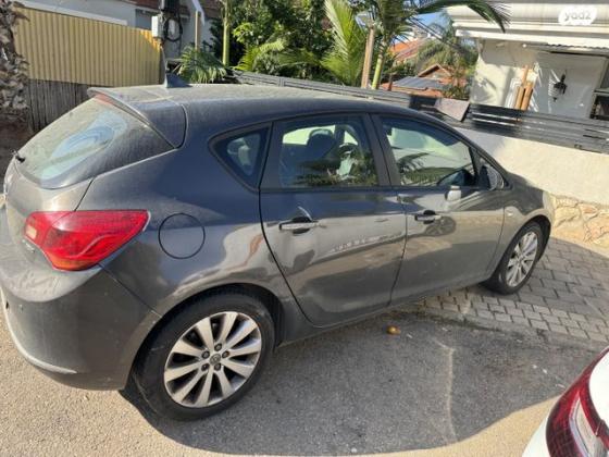 אופל אסטרה Enjoy הצ'בק אוט' 1.4 (140 כ''ס) בנזין 2013 למכירה בנתניה