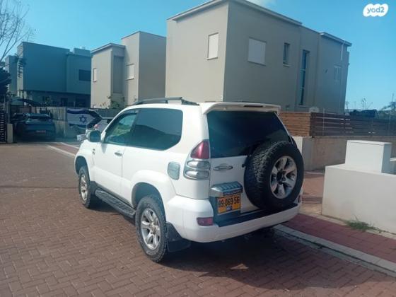 טויוטה לנד קרוזר קצר 4X4 Luxury אוט' דיזל 3.0 (166 כ''ס) דיזל 2004 למכירה בחיפה