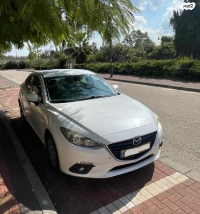 מאזדה i Active סדאן אוט' 2.0 (165 כ''ס) בנזין 2015 למכירה בגדרה