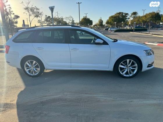 סקודה אוקטביה ספייס Exclusive אוט' 1.4 (150 כ''ס) בנזין 2017 למכירה בבאר שבע