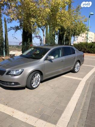 סקודה סופרב (עד 2019) Elegance אוט' 2.0 (200 כ''ס) בנזין 2014 למכירה במודיעין מכבים רעות