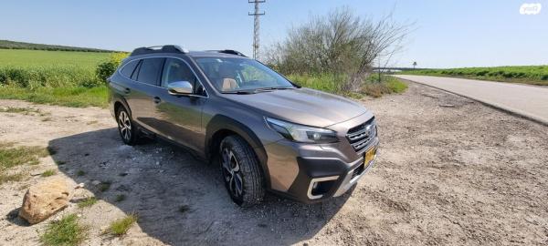 סובארו אאוטבק החדשה 4X4 Luxury אוט' 2.5 (170 כ''ס) בנזין 2022 למכירה בחיפה