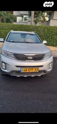 קיה סורנטו EX אוט' 7 מק' 2.4 (192 כ''ס) בנזין 2015 למכירה בנהריה