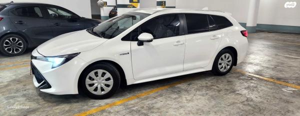 טויוטה קורולה TS סטיישן Executive סטיישן אוט' 1.8 (98 כ''ס) בנזין 2020 למכירה בחריש