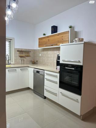 דמארי 8 (השומר)