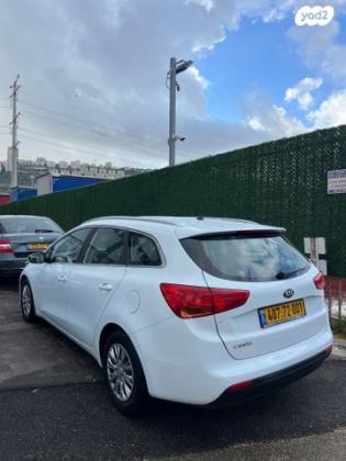 קיה סיד / CEED LX סטיישן אוט' 1.6 (135 כ''ס) בנזין 2018 למכירה בחיפה