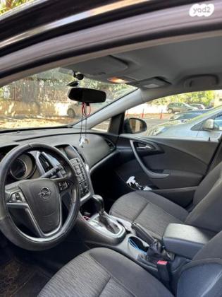 אופל אסטרה Berlina Enjoy סדאן אוט' 1.4 (140 כ"ס) בנזין 2016 למכירה בתל אביב יפו