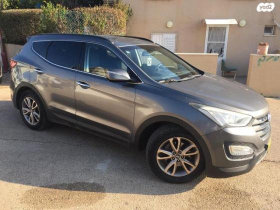 יונדאי סנטה פה 4X4 Premium אוט' דיזל 7 מק' 2.2 (197 כ"ס) דיזל 2014 למכירה בטבריה