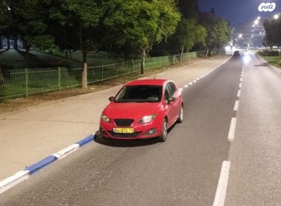 סיאט איביזה Reference ידני 5 דל' 1.4 (85 כ"ס) בנזין 2012 למכירה בחיפה