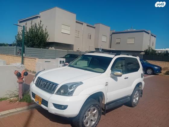 טויוטה לנד קרוזר קצר 4X4 Luxury אוט' דיזל 3.0 (166 כ''ס) דיזל 2004 למכירה בחיפה