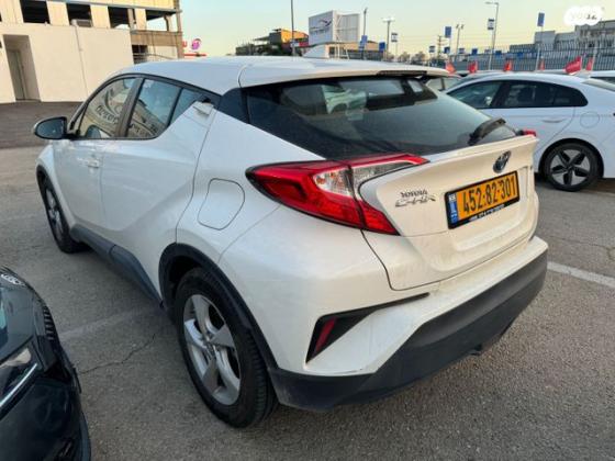 טויוטה C-HR Club הייבריד אוט' 1.8 (98 כ''ס) בנזין 2018 למכירה בראשון לציון
