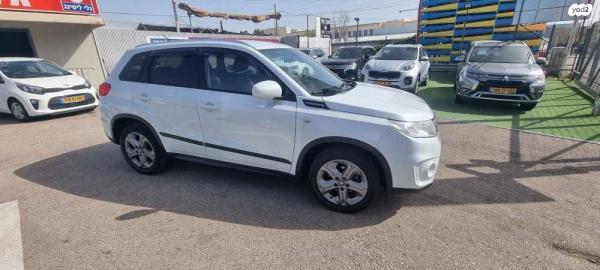 סוזוקי ויטרה GLX אוט' 1.6 (120 כ''ס) בנזין 2016 למכירה בכפר סבא