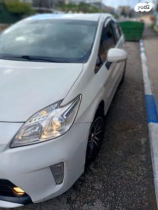 טויוטה פריוס GLI הייבריד אוט' 1.8 (99 כ"ס) בנזין 2016 למכירה בירושלים